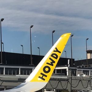 Meet your Posher, Stephenia